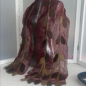 Handmade Nepal merino wool silk blend artisian scarf wrap leaf burgundy nature